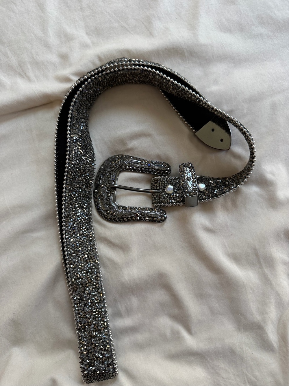 Real Genuine Leather Blinged Belt - Picture 3 of 3